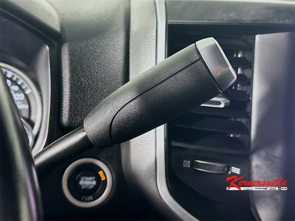 2022 Ram 3500 - Image 16 of 21
