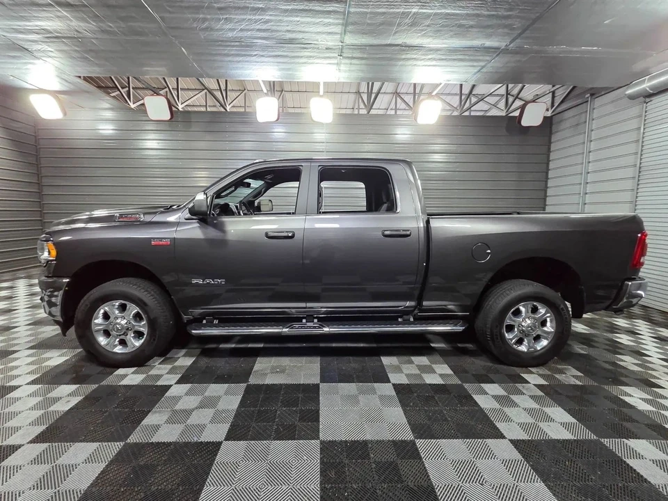 2022 Ram 3500 - Image 8 of 12
