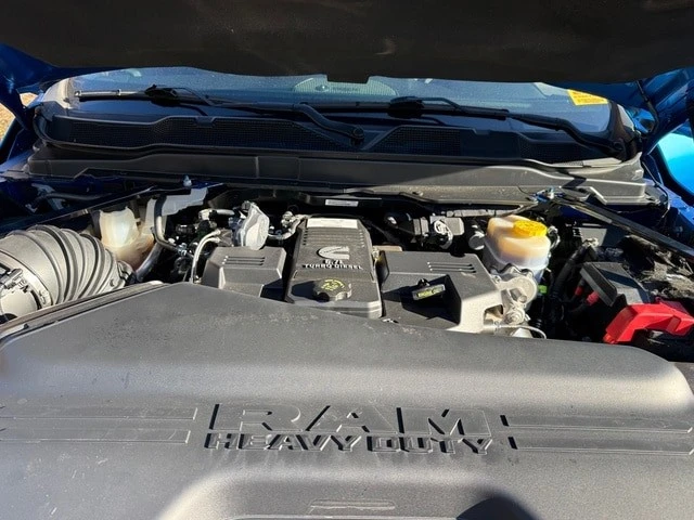2022 Ram 3500 - Image 11 of 12
