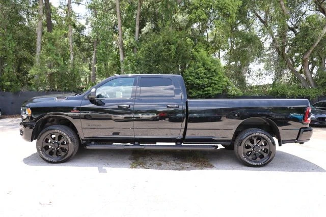 2022 Ram 3500 - Image 7 of 31