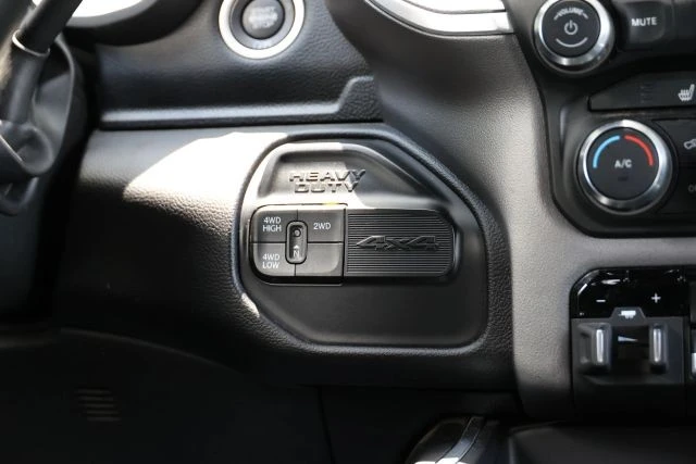 2022 Ram 3500 - Image 25 of 31