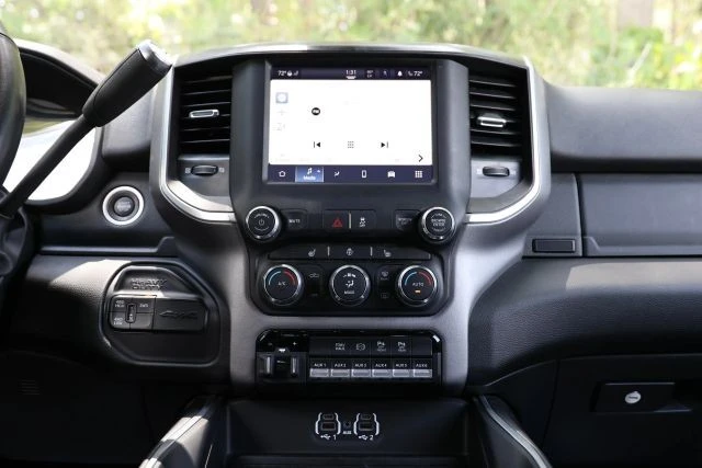 2022 Ram 3500 - Image 17 of 31