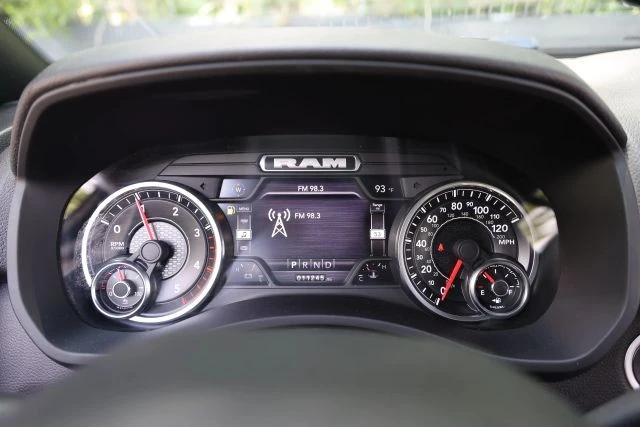 2022 Ram 3500 - Image 15 of 31