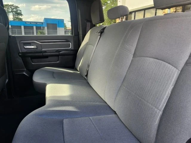 2022 Ram 3500 - Image 19 of 31