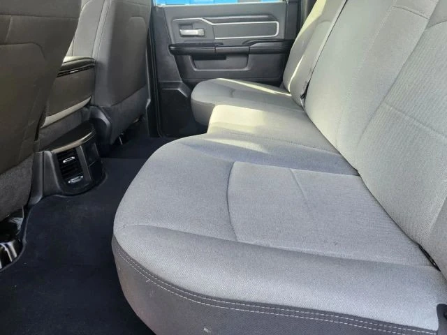 2022 Ram 3500 - Image 18 of 31