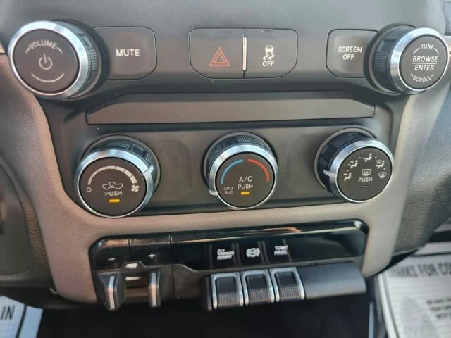 2022 Ram 3500 - Image 26 of 31
