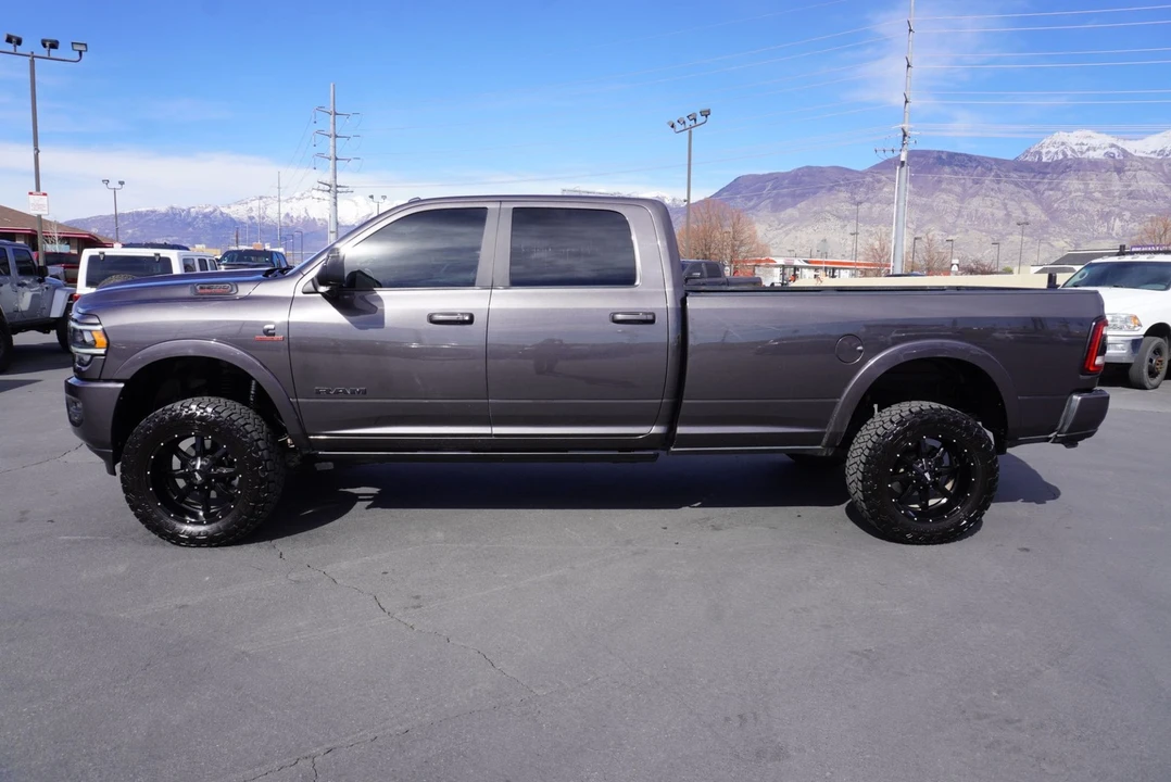 2022 Ram 3500 - Image 7 of 12