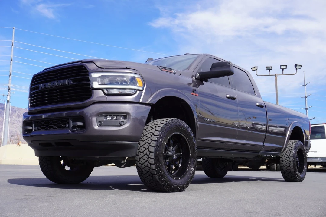 2022 Ram 3500 - Image 6 of 12