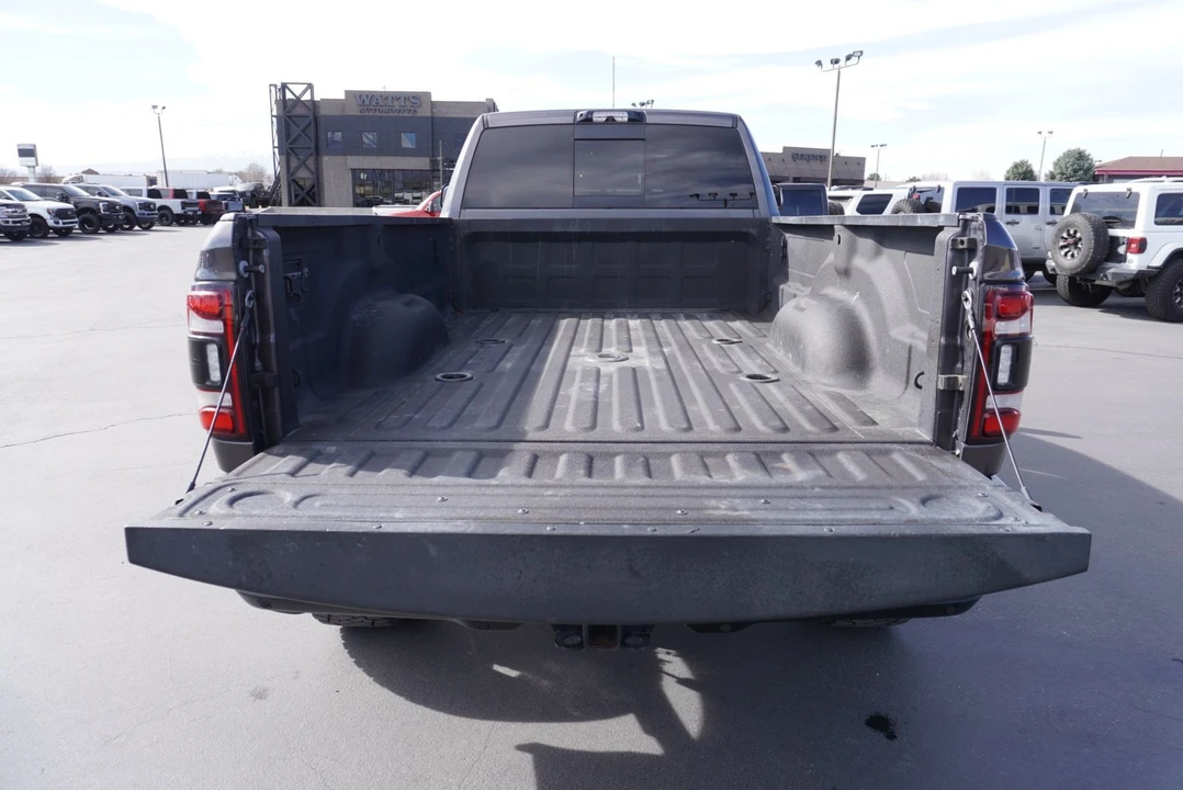 2022 Ram 3500 - Image 10 of 12