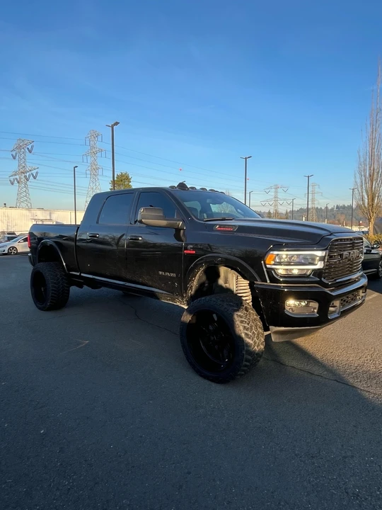 2022 Ram 3500 - Image 3 of 9