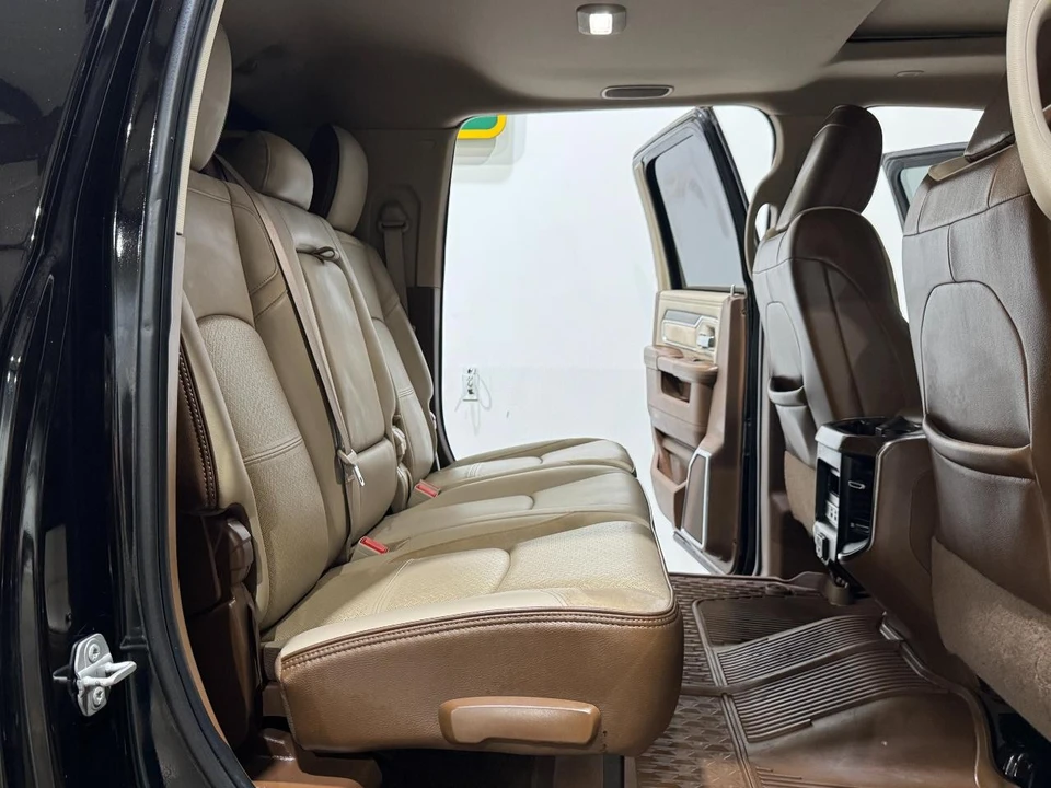 2022 Ram 3500 - Image 15 of 31