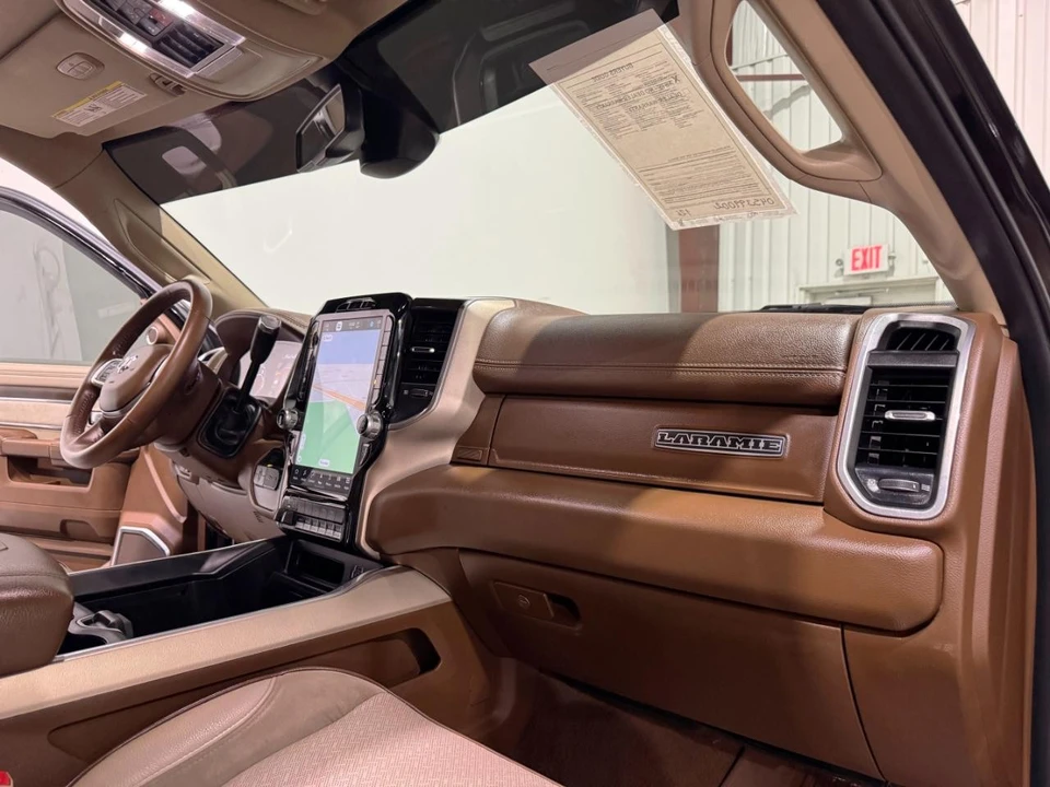 2022 Ram 3500 - Image 12 of 31