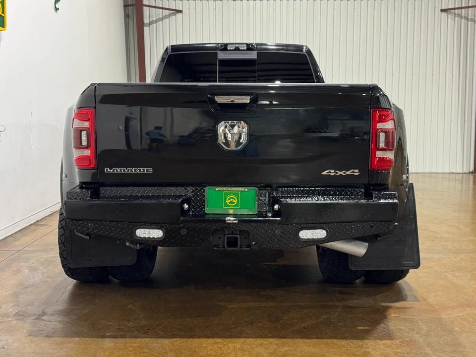 2022 Ram 3500 - Image 7 of 31