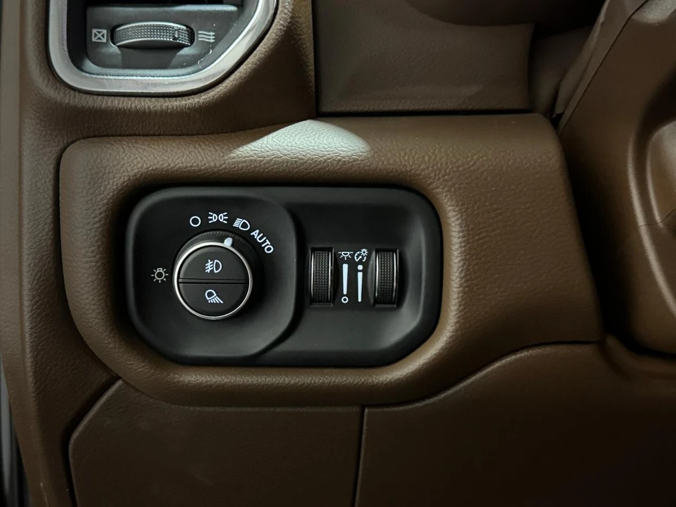 2022 Ram 3500 - Image 8 of 21