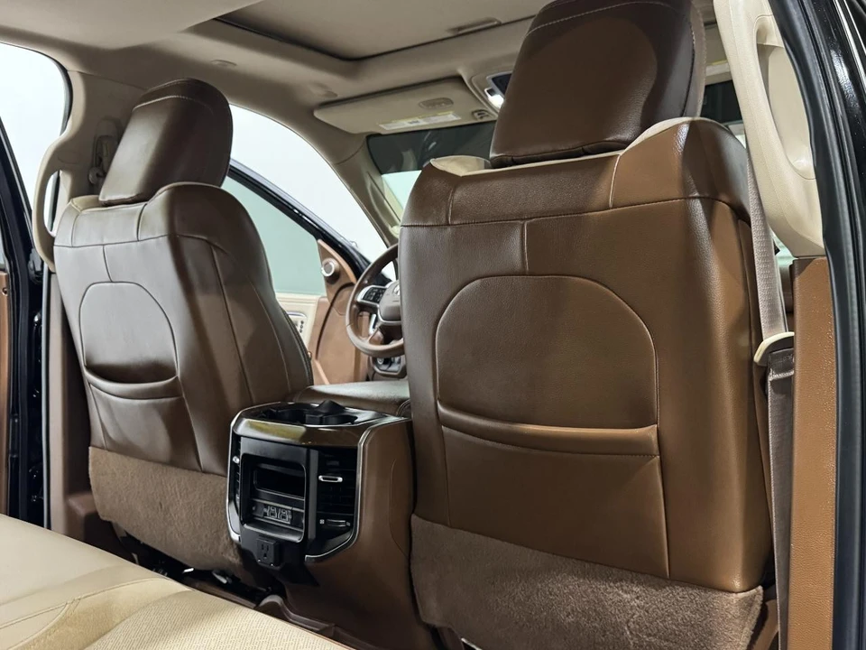 2022 Ram 3500 - Image 17 of 31