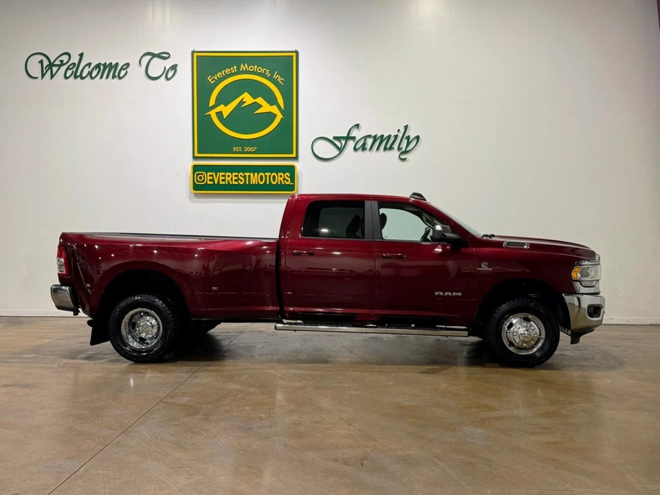 2022 Ram 3500 - Image 2 of 12