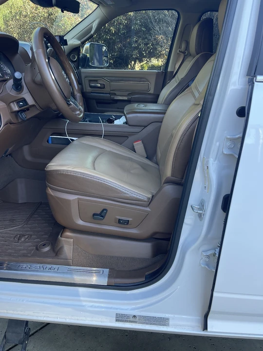 2022 Ram 3500 - Image 12 of 18