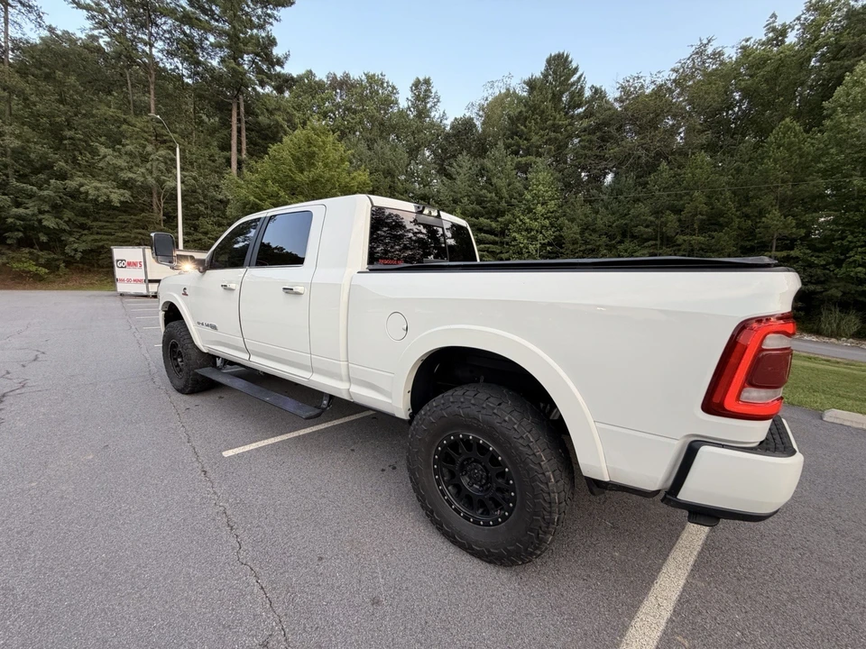 2022 Ram 3500 - Image 15 of 20