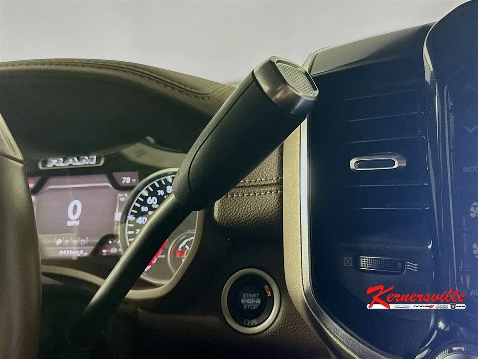 2022 Ram 3500 - Image 16 of 21