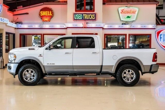 2022 Ram 3500 - Image 12 of 21
