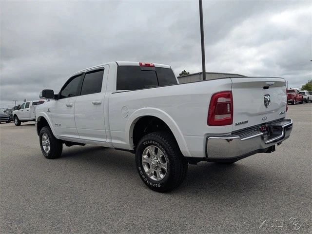 2022 Ram 3500 - Image 7 of 12