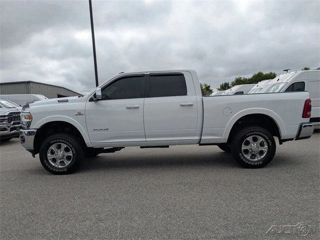 2022 Ram 3500 - Image 8 of 12