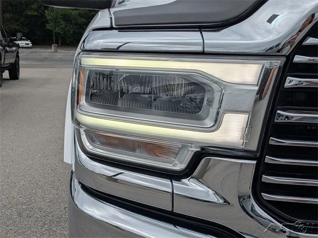 2022 Ram 3500 - Image 11 of 12
