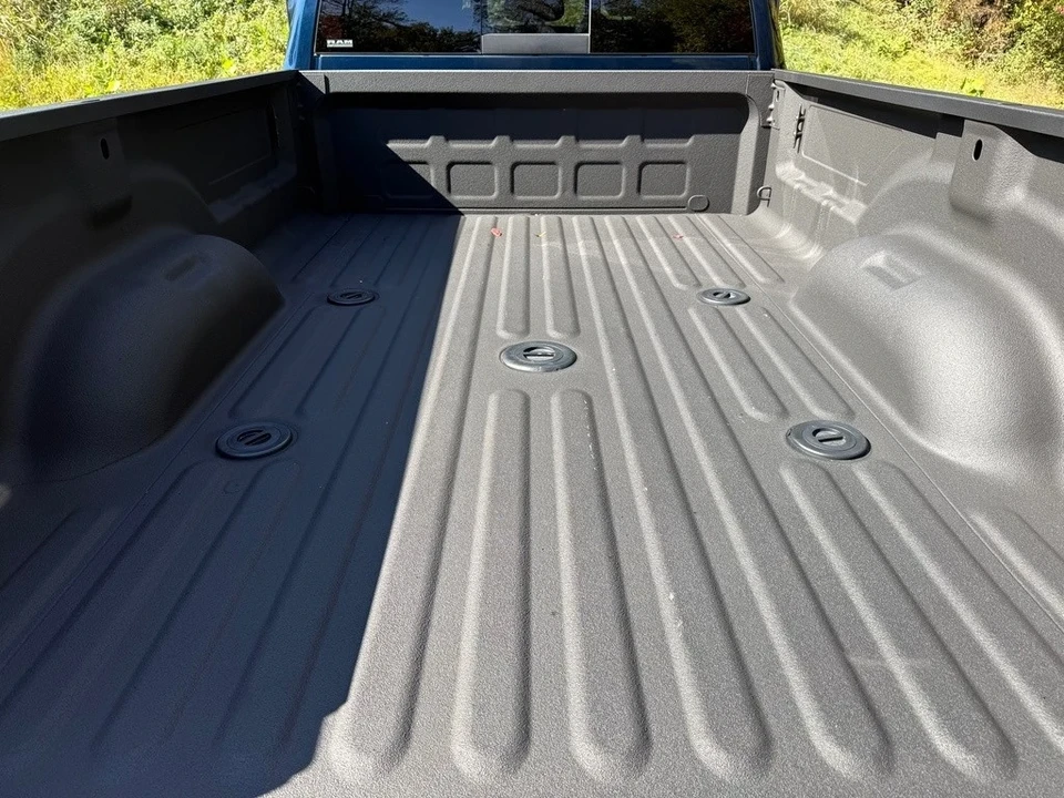 2022 Ram 3500 - Image 10 of 12