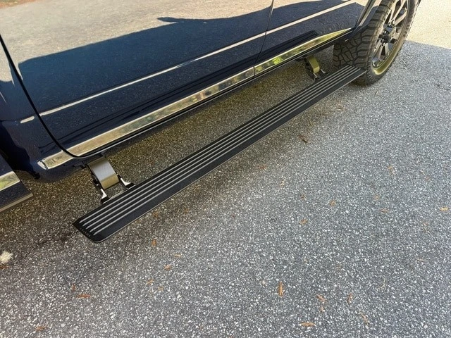 2022 Ram 3500 - Image 7 of 12
