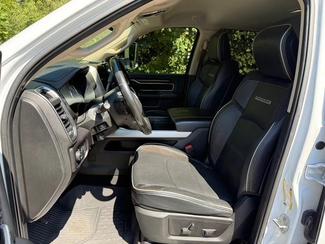 2022 Ram 3500 - Image 13 of 31