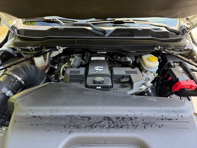 2022 Ram 3500 - Image 11 of 31