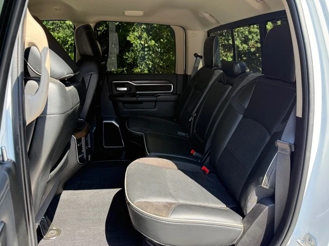 2022 Ram 3500 - Image 16 of 31