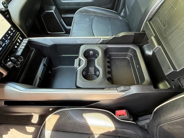 2022 Ram 3500 - Image 29 of 31