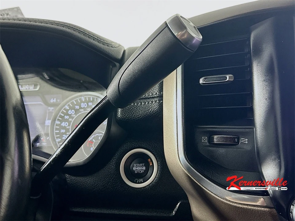2022 Ram 3500 - Image 16 of 21