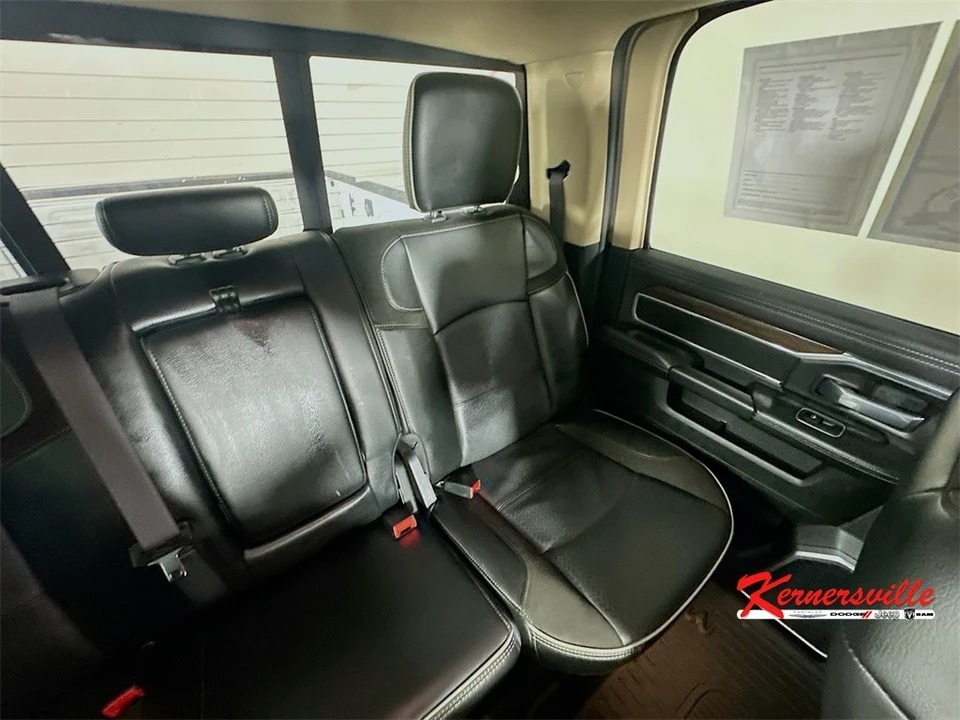 2022 Ram 3500 - Image 14 of 21