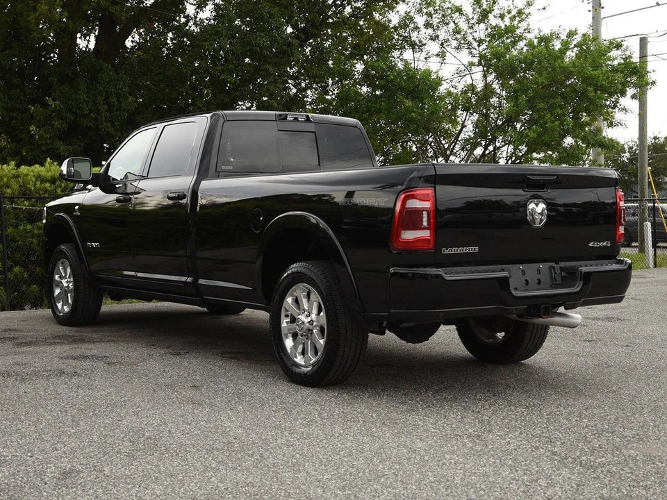 2022 Ram 3500 - Image 8 of 17
