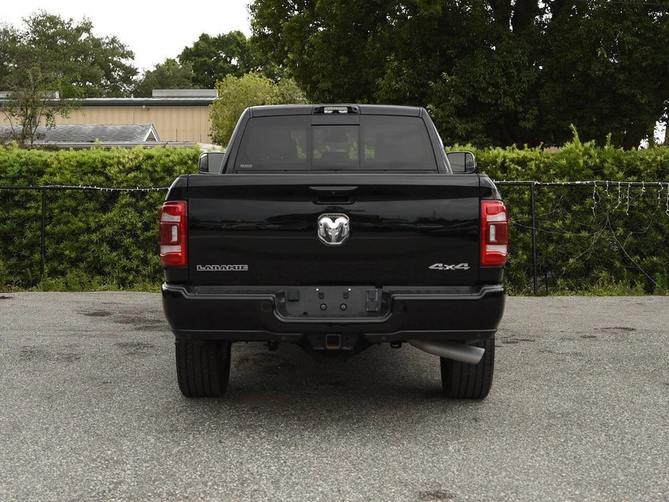 2022 Ram 3500 - Image 7 of 17
