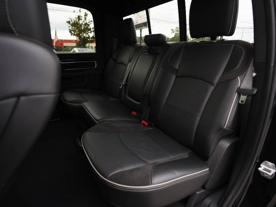 2022 Ram 3500 - Image 13 of 17