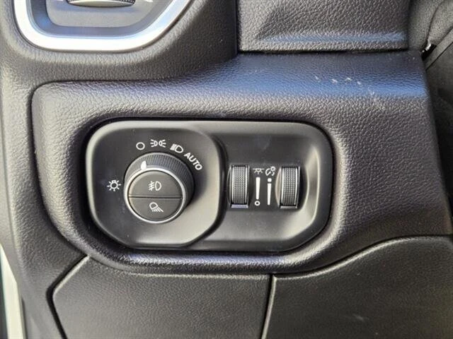 2022 Ram 3500 - Image 11 of 17