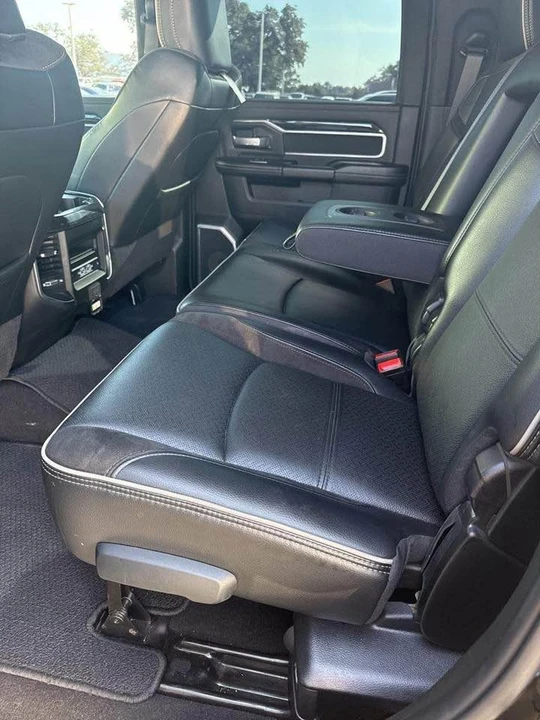 2022 Ram 3500 - Image 6 of 10
