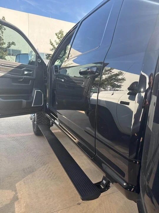 2022 Ram 3500 - Image 4 of 10