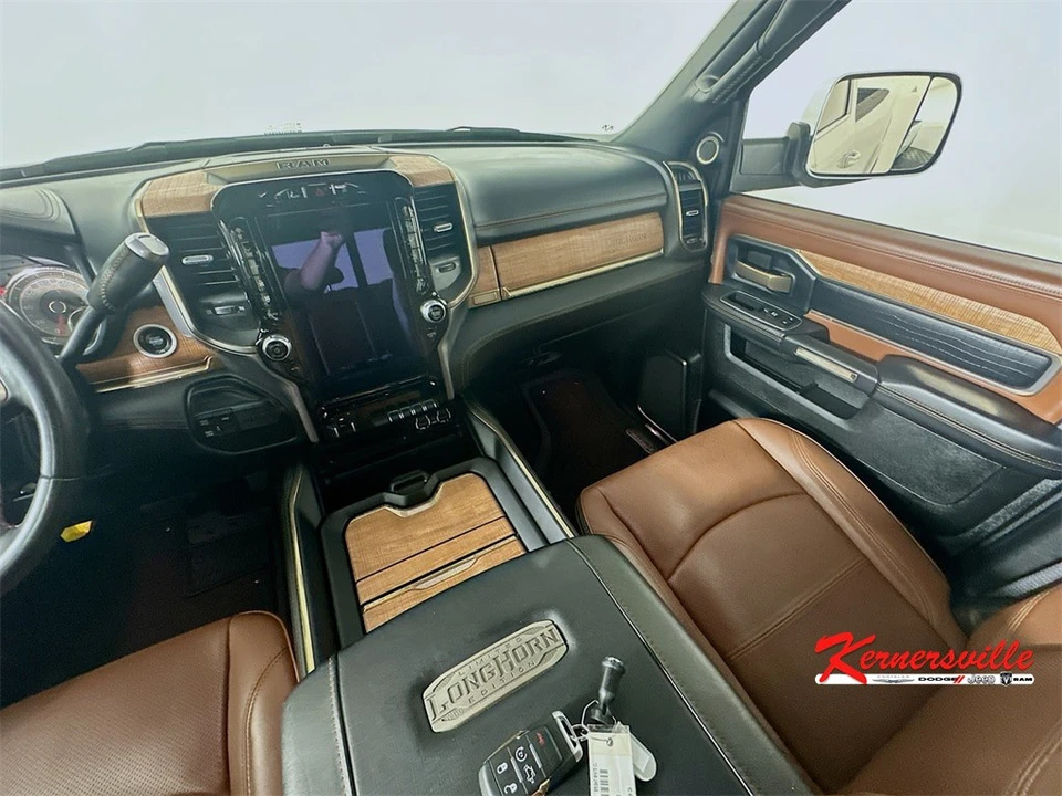 2022 Ram 3500 - Image 11 of 21