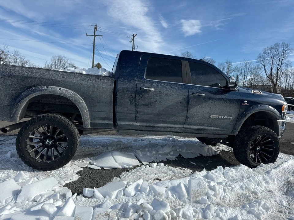 2022 Ram 3500 - Image 8 of 12