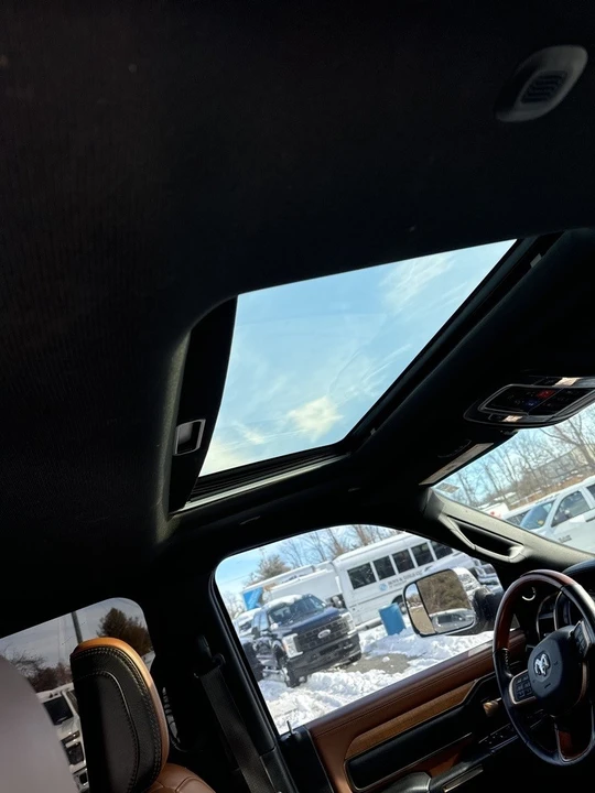 2022 Ram 3500 - Image 12 of 12