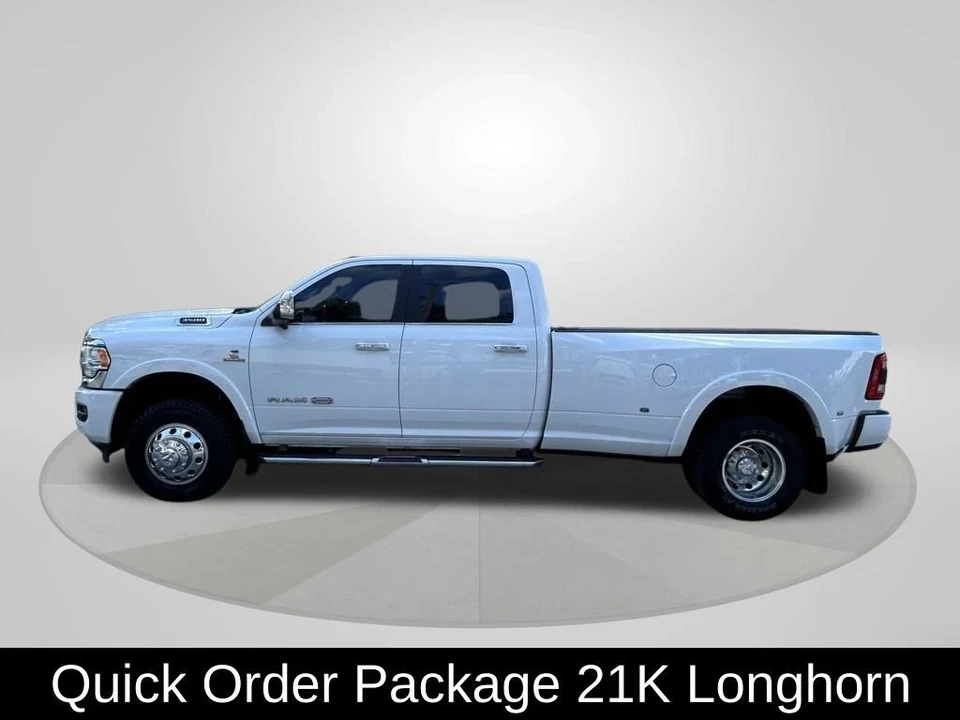 2022 Ram 3500 - Image 4 of 12