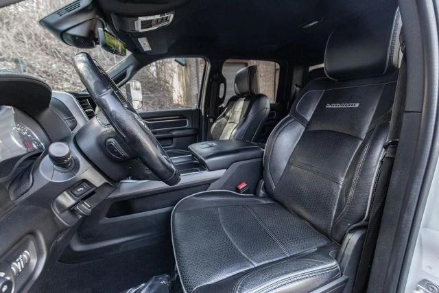 2022 Ram 3500 - Image 17 of 30