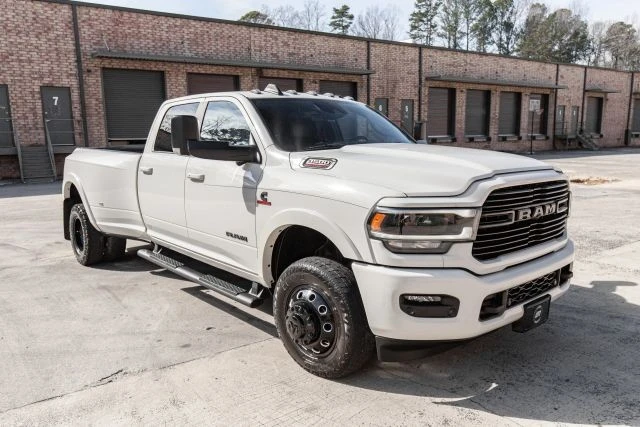 2022 Ram 3500 - Image 11 of 30
