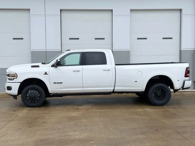 2022 Ram 3500 - Image 2 of 21