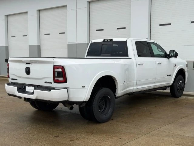 2022 Ram 3500 - Image 5 of 21