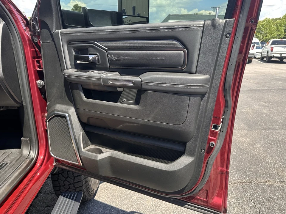 2022 Ram 3500 - Image 13 of 21